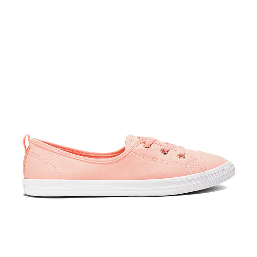 Chuck Taylor All Star Ballet Lace Slip in corail lavé/pelouse orange/or clair